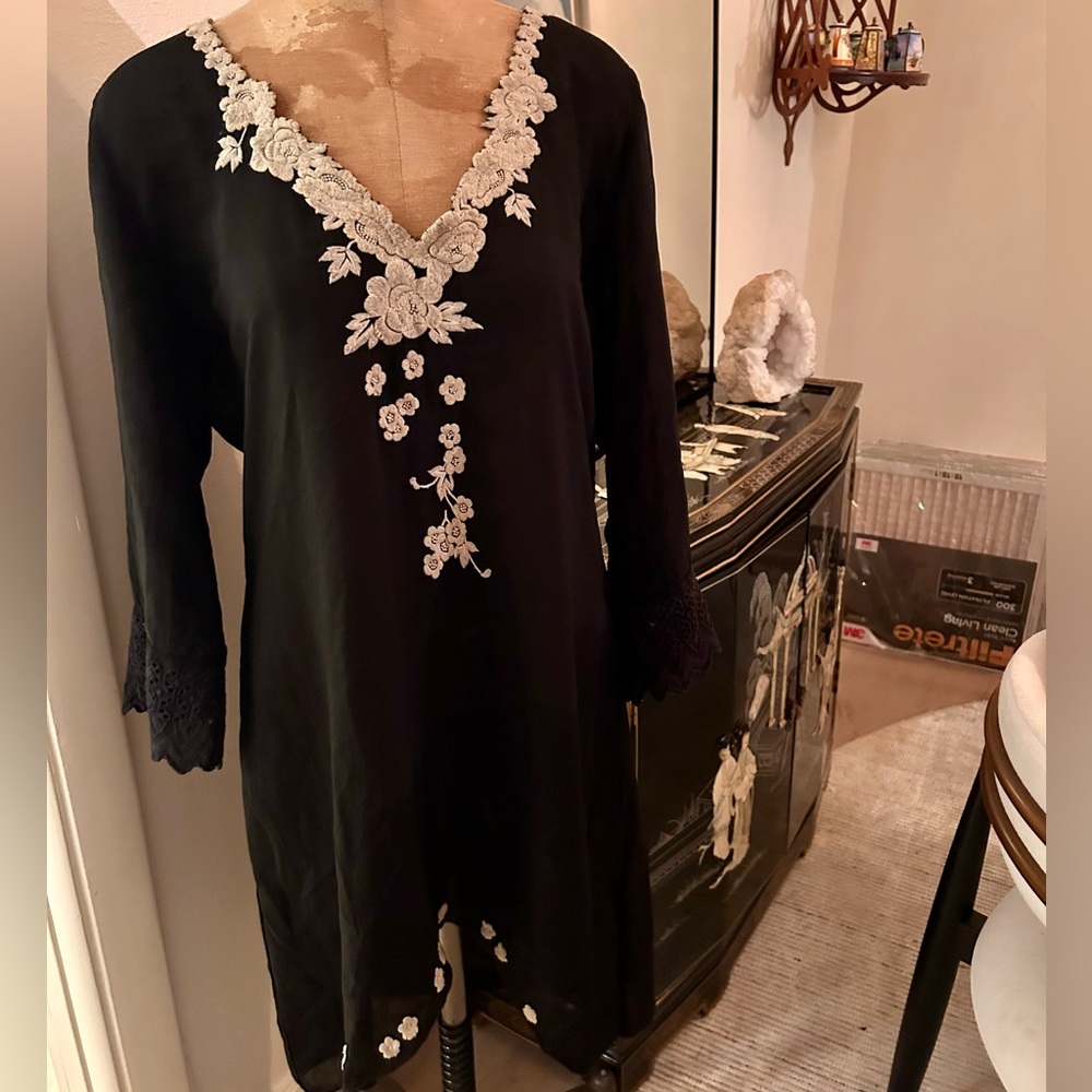 Johnny Was Black Top with White Floral Embroidery